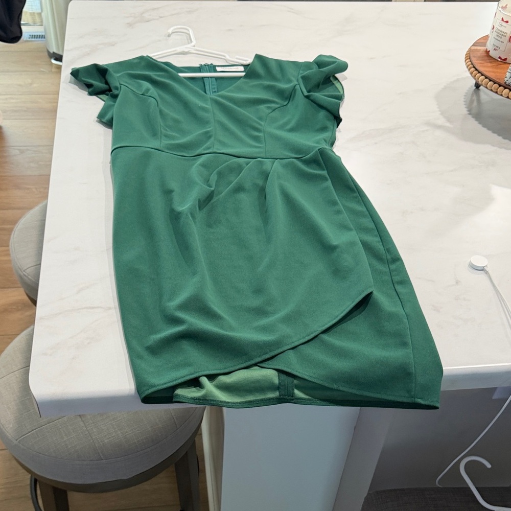 Elegant Green Mini Dress